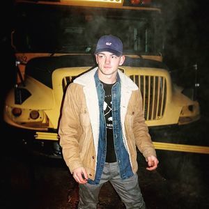 Meet your Posher, Alex